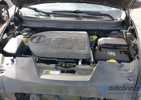 2017 Jeep Cherokee Latitude 4X4 z USA, uszkodzony, nr VIN 1C4PJMCS5HW582069